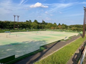 おいらせ町いちょう公園テニスコート　　　　　　　　　　　　　　　　　２０２４年１０月　３,０２９㎡　◎　　　　
